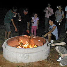 Enjoy the fall fun with a bonfire and nighttime maze ride at at Uncle Shucks Pumpkin Patch and Corn Maze, Alpharetta, Georgia, North East of Atlanta near Gainesville and Alpharetta.